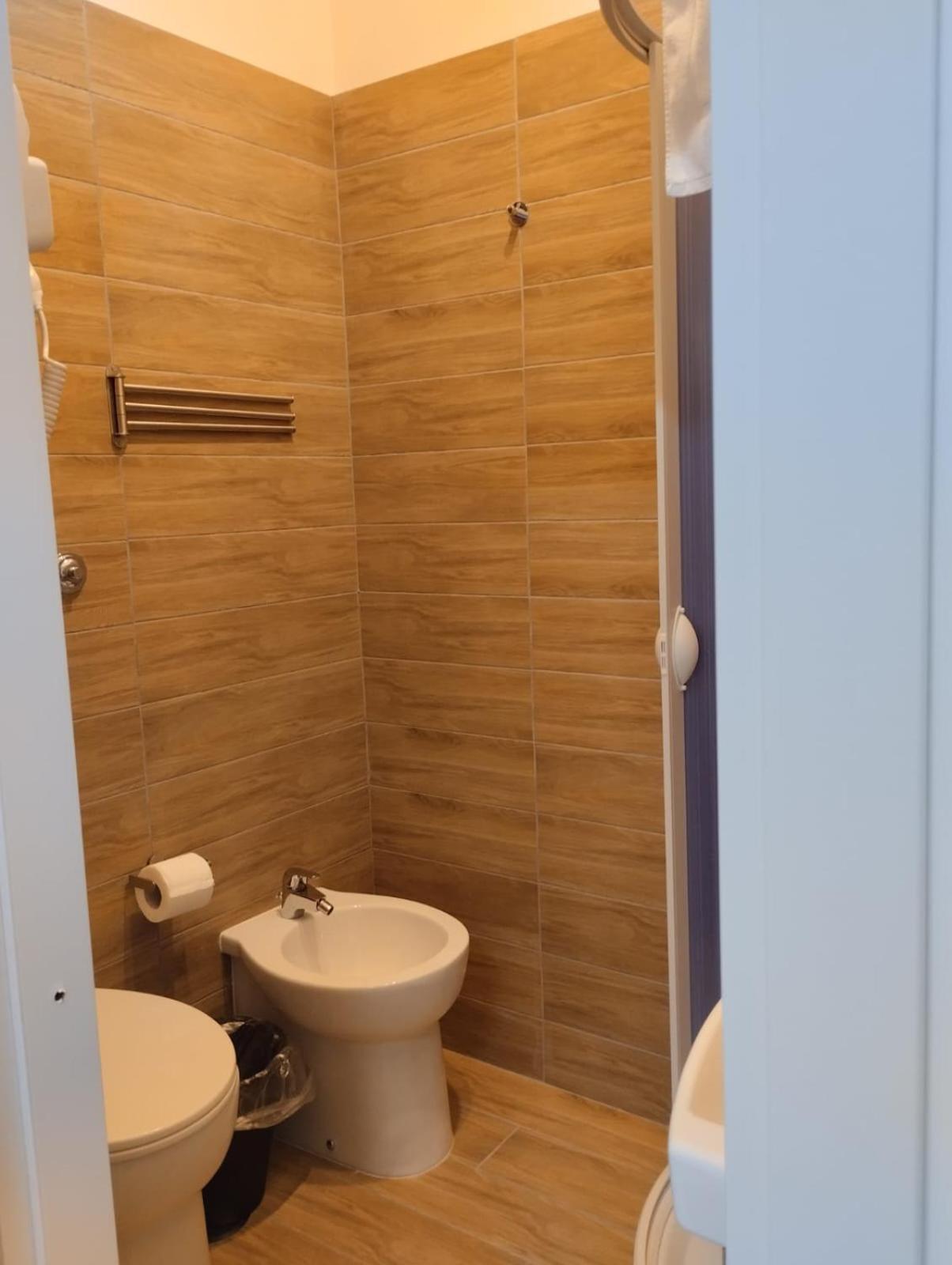 Residence E Appartamenti Cavallerizza Napoli Ngoại thất bức ảnh