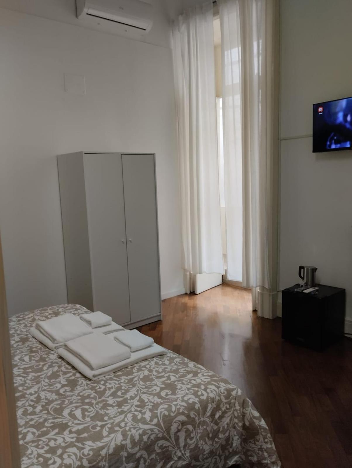 Residence E Appartamenti Cavallerizza Napoli Ngoại thất bức ảnh