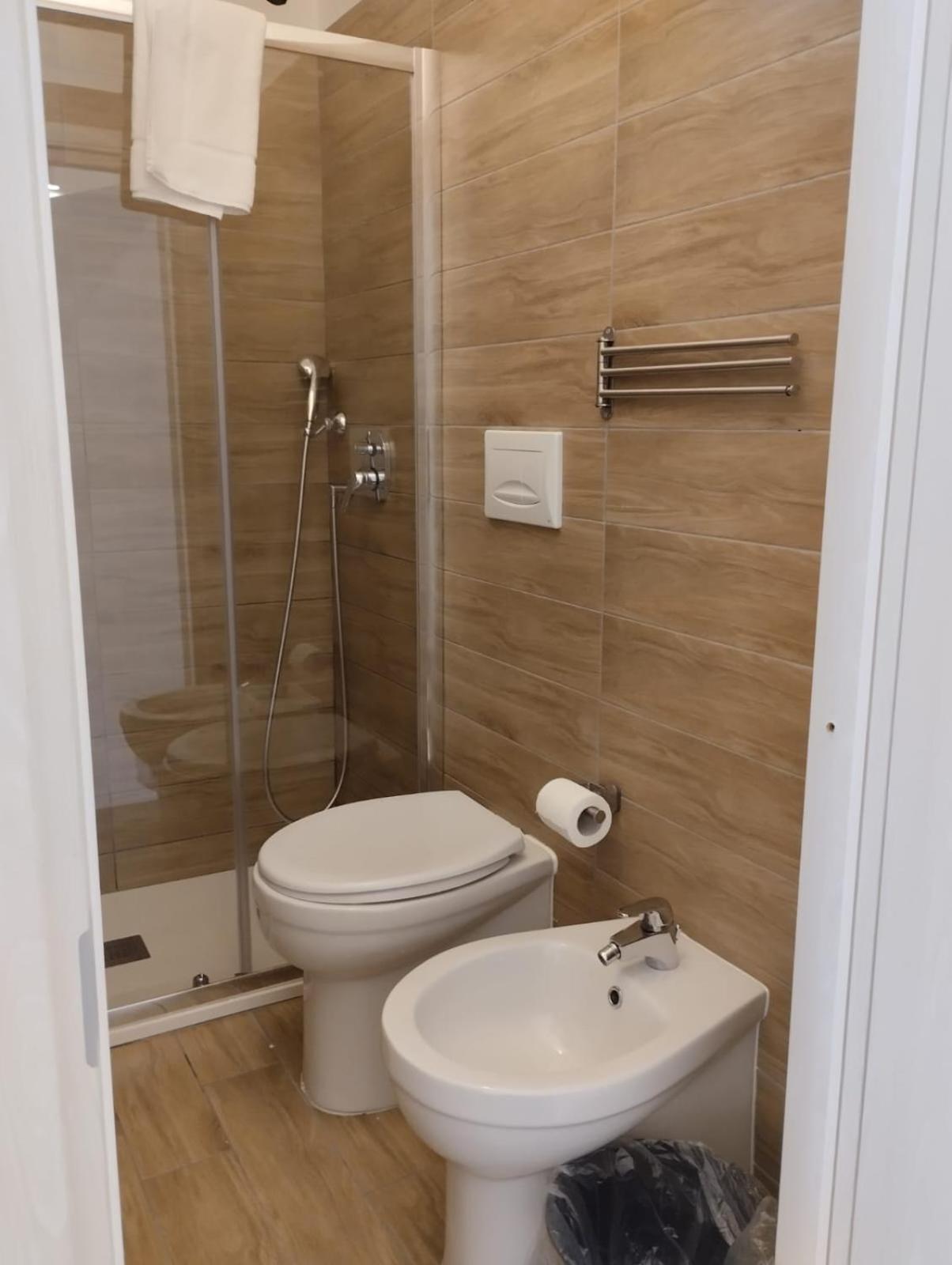 Residence E Appartamenti Cavallerizza Napoli Ngoại thất bức ảnh